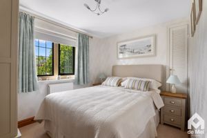 Photo 1- click for photo gallery